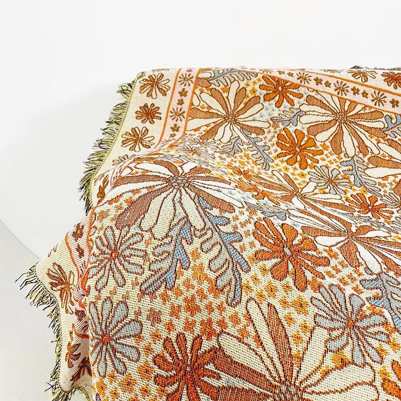 Camping Blanket, Moisture-proof Camping Mat, Jacquard Tapestry, Thread Blanket, All-season Universal Sofa Blanket