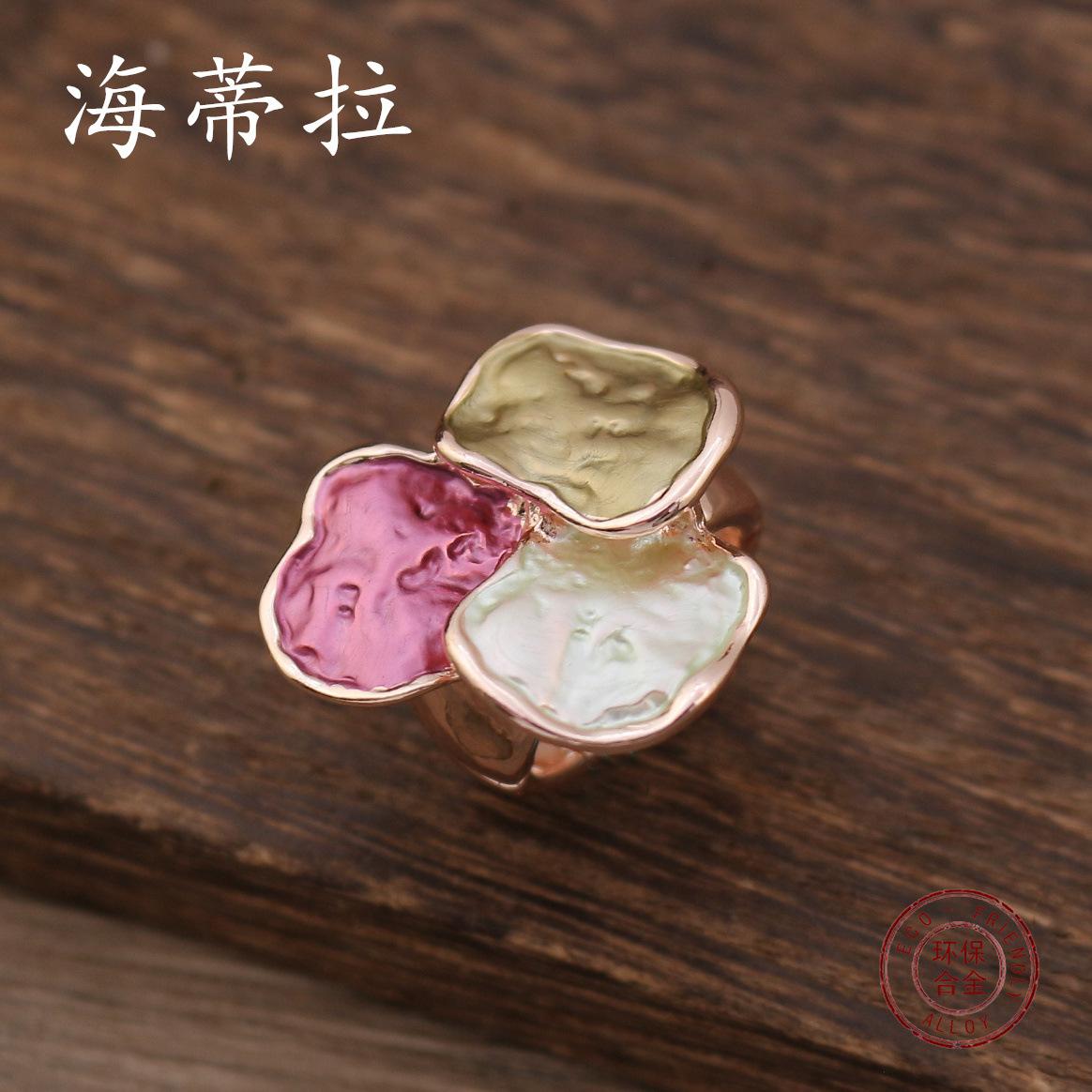 

Эмалированное геометрическое квадратное кольцо из сплава, женское высококлассное универсальное геометрическое эластичное кольцо