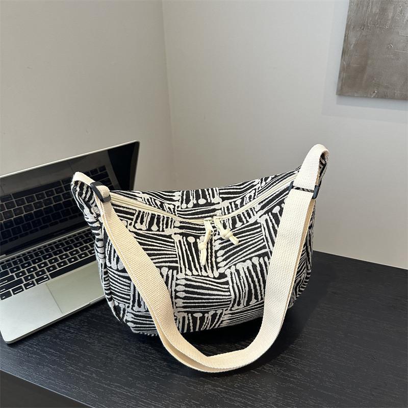 Trendy 2024 Vintage Aesthetic Single Shoulder Dumpling Bag For Everyday Use