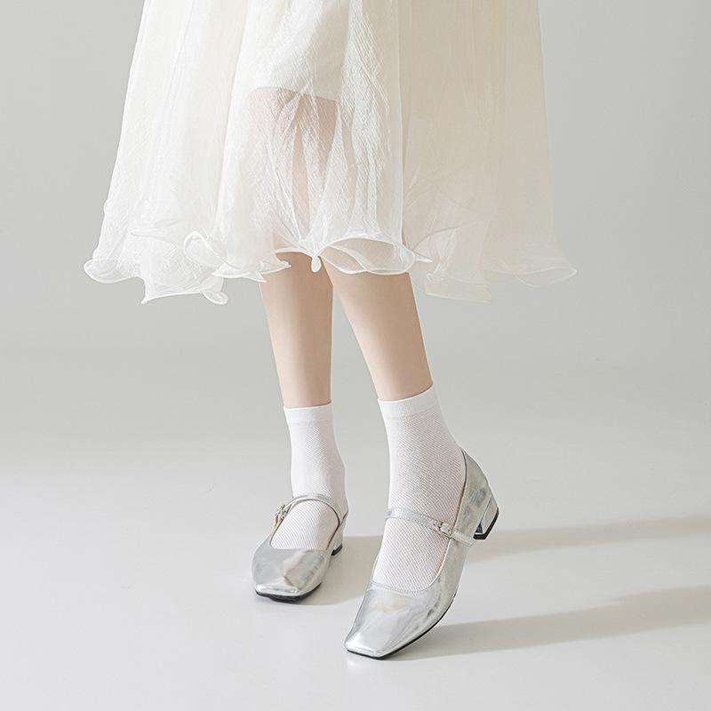 Female Spring and Summer Thin Leisure Pure Color All Build Sweat Absorption Breathable Mesh Moon Boneless Tube Socks