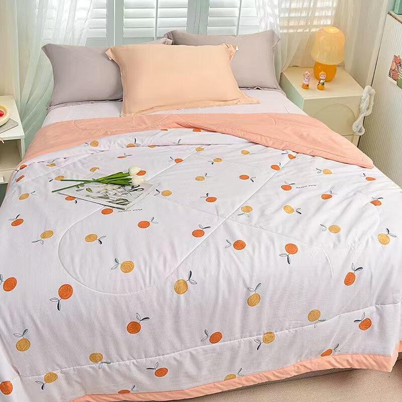 Gu Yue Qiao Cotton Blend All-Season Quilt