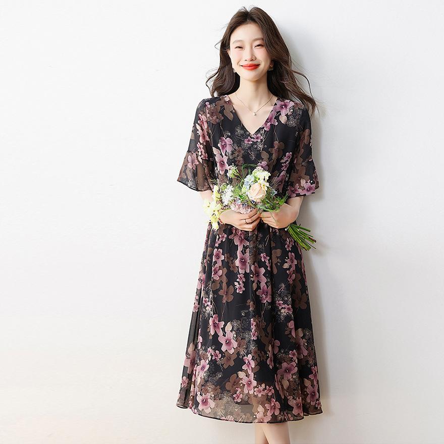 Elegant Floral Waist and Thin Dress for Women's Summer New Fashion Design Flared Sleeve Medium and Long Skirt