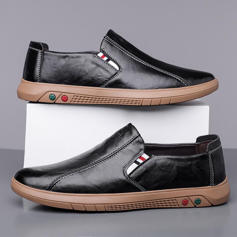 Spring and summer new soft-soled soft-faced one-pedal fashion versatile shoes casual men's leather shoes dad shoes