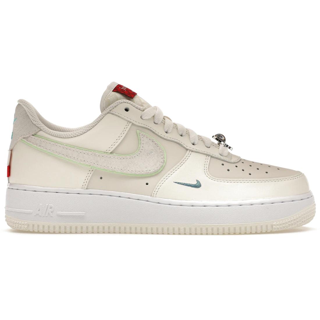 

Кроссовки Nike Air Force 1 Low 07 Год Дракона (2024)(FZ5052-131) 45