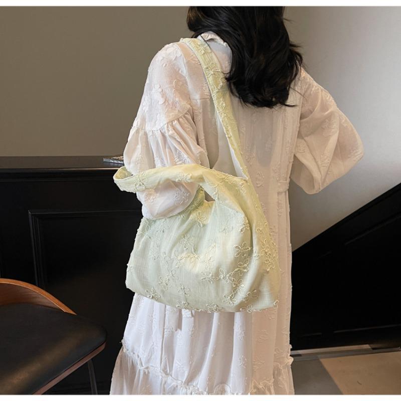 Large capacity canvas bag women's summer new casual small fresh shoulder college student commuting tote bag