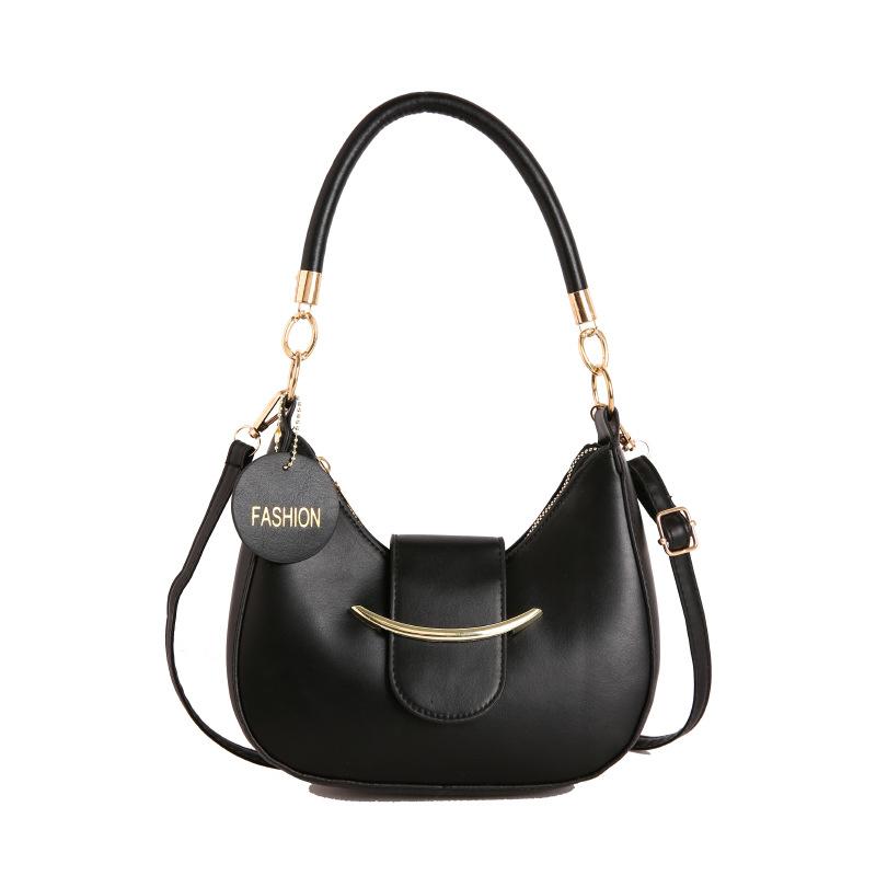 High value fashion niche shoulder bag summer new temperament fashionable underarm bag foreign style versatile messenger bag