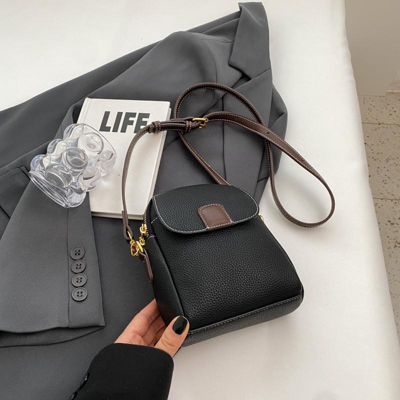 

LEFTSIDE Retro Mini PU Leather Crossbody Bags for Women 2026 Luxury Designer Korean Fashion Female Flap Bag Lady Handbags чорний