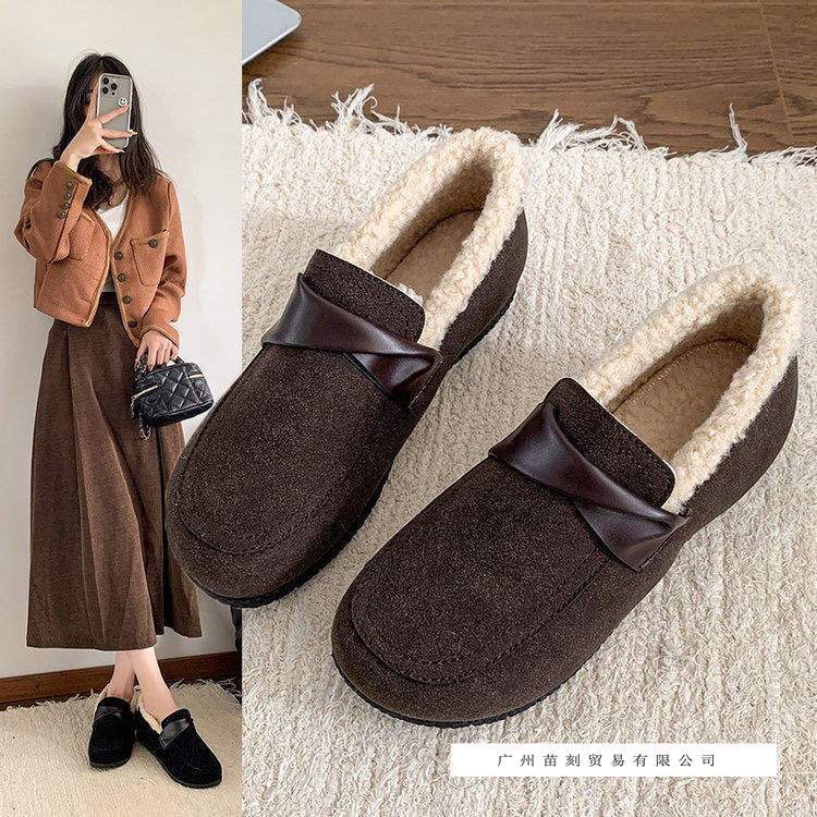 Soft-soled, flat-bottomed pedals, fluffy retro women's outer velvet Doudou four-season warm cotton shoes