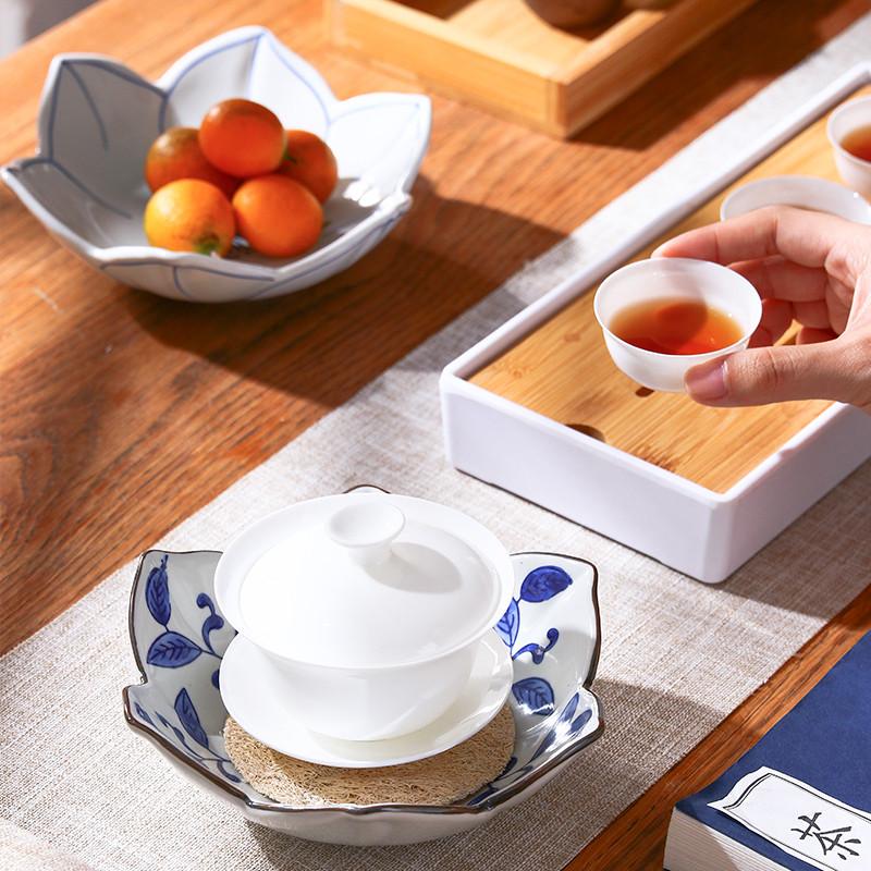 Japanese Style Flower Shaped Bowls, Salad Dessert Plates, Small Dishes, Kimchi Plates, Creative Household Utensils