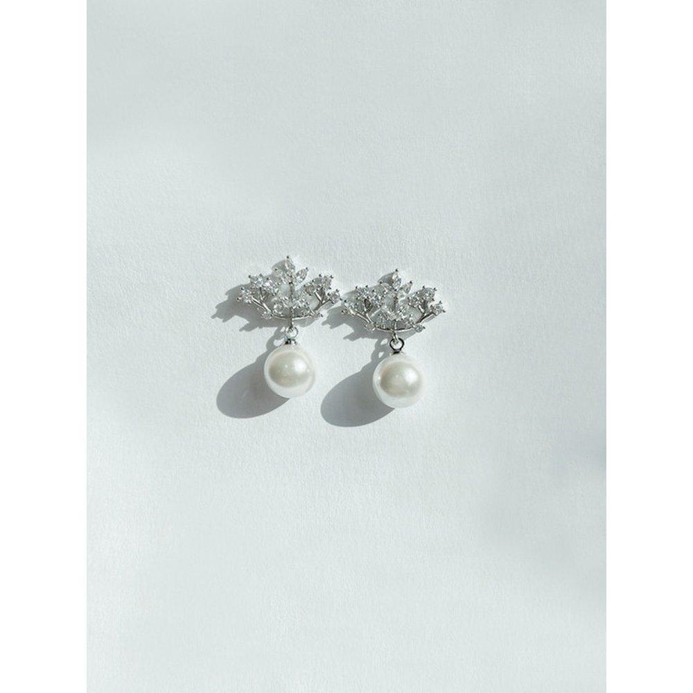 Blanche Cubic Pearl Earrings Jb-21-004E
