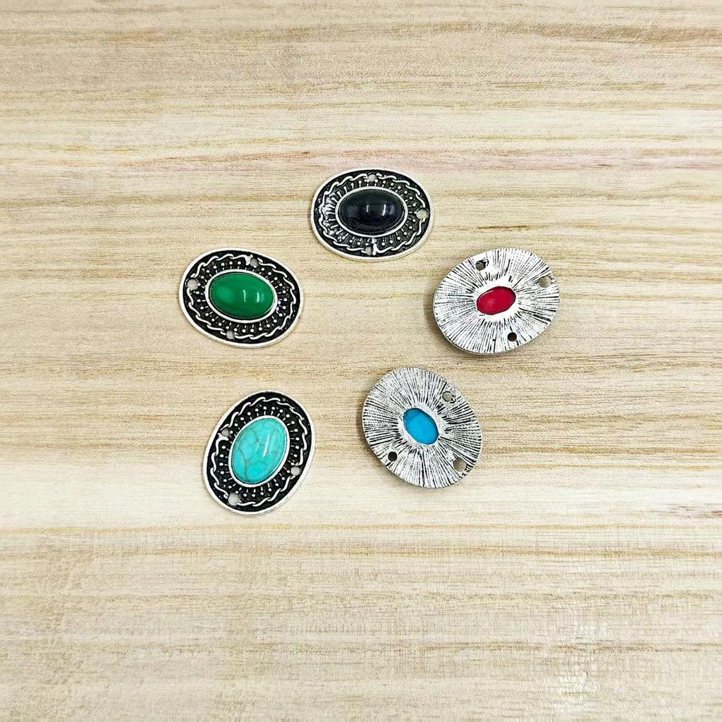 Ethnische Retro-Legierungs-Schmuckkomponenten: Handgefertigte tibetische Ohrringe & Kopfschmuck-Accessoires