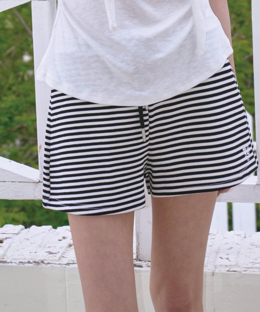 THE GREEN LAB Striped Shorts [White]