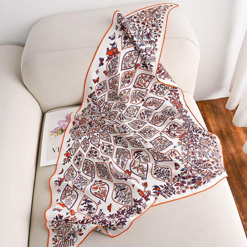 New retro temperament silk silk scarf temperament fashionable mulberry silk silk scarf gift-giving neck silk twill triangle scarf