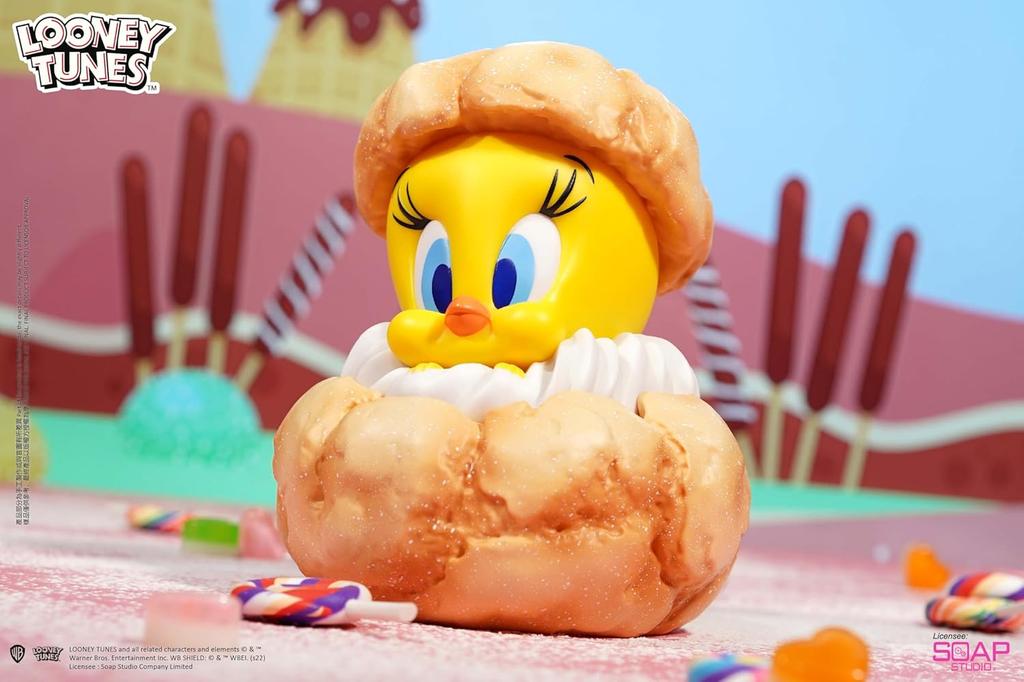 SOAP STUDIO Looney Tunes Tweety Cream Puff Figure Painted and Assembled Figure