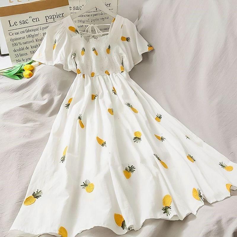

White Strawberry Print Slimming Summer Dress - Flaw-Hiding Over-the-Knee Skirt for Students XS [27.5-35kg]