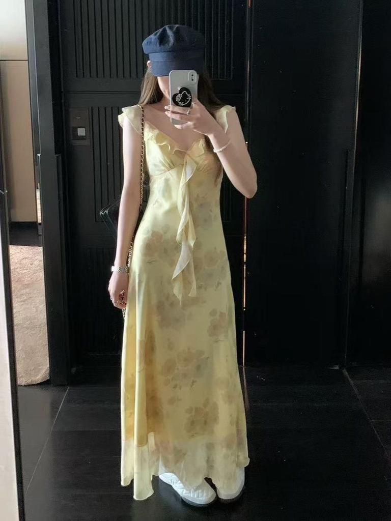 Yellow Strappy Summer Beach Dress: Elegant Ruffled French Style with Puff Sleeves and Cinched Waist