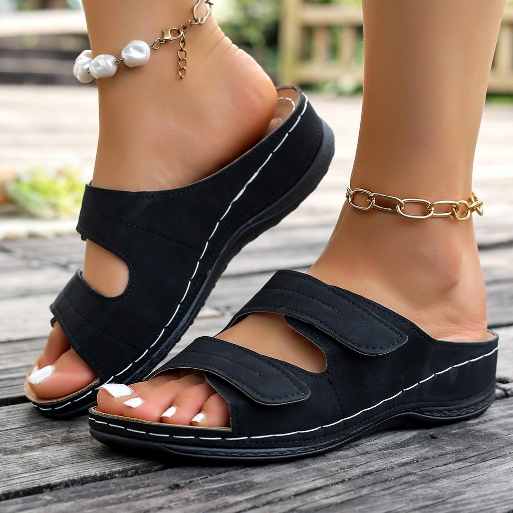 Fashion Women Slippers 2025 New Summer Shoes for Women Casual Wedges Slippers Femme Platform Lightweight Sandals Designer Slides Women
