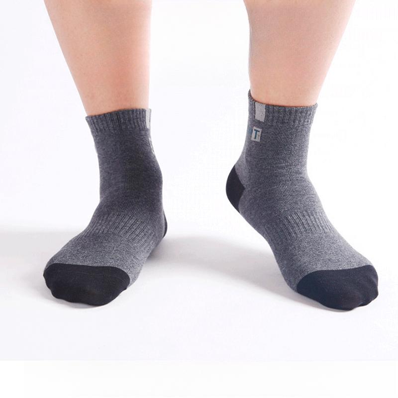5 Pairs Men Casual Socks Solid Color Sports Sweat-absorbed Comfortable Socks