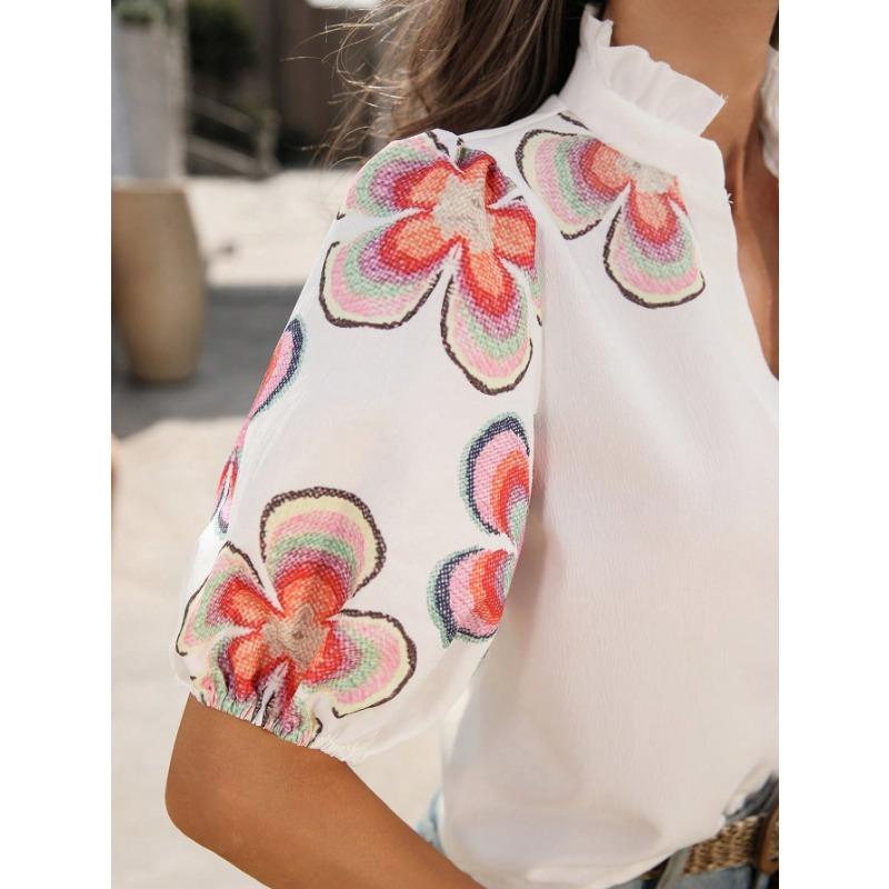 Spring and Summer New Fashionable V-neck Long-sleeved High-neck Embroidered T-shirt Top