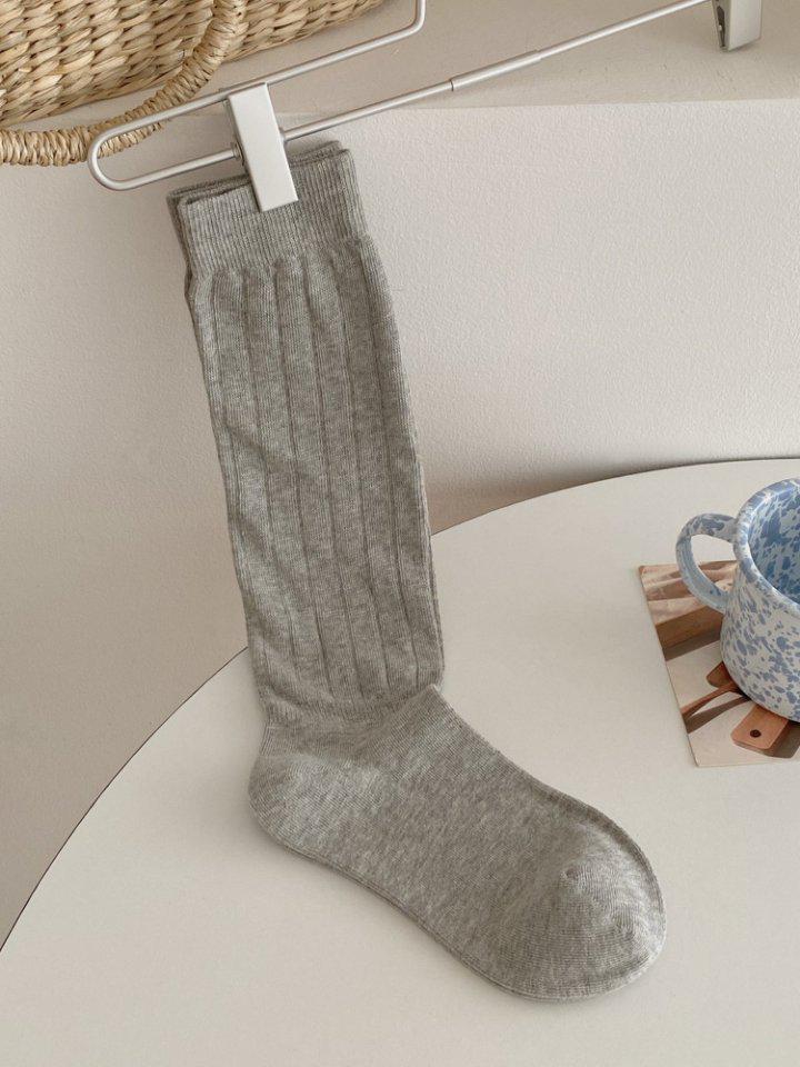 

Korean Trendy Gray Ballet-Style Knee-High Compression Socks with Slimming Stripes One Size світло-сірий колір