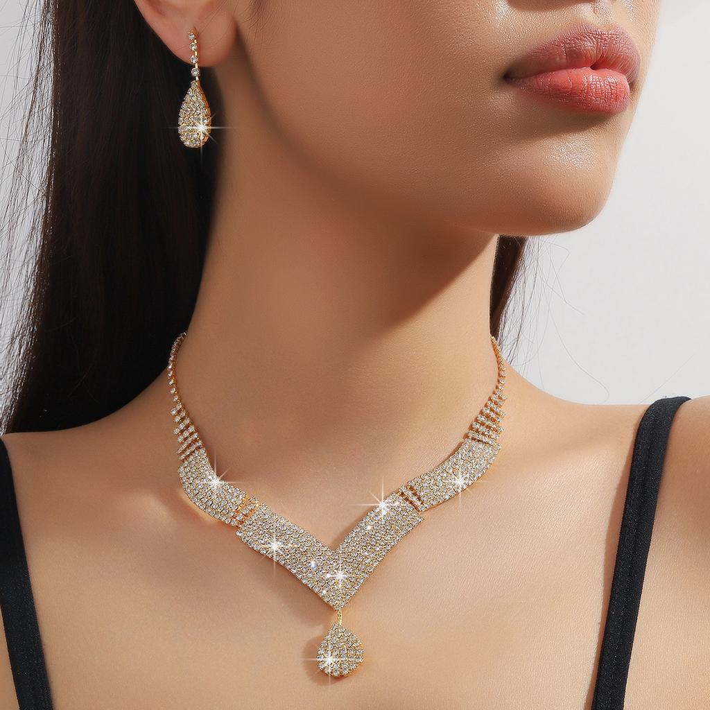 3-teiliges Damen-Trend-Ketten-Serie mit Klauenverschluss, große Wassertropfen-Ohrringe, Halskette, Zirkon-Set, Hochzeit, Bankett, Party, Feiertagsgeschenk