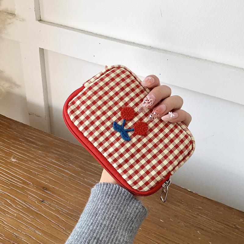 

Red Cherry Plaid Makeup Bag Large Capacity Travel Cosmetic Organizer Case for Women Girl Portable Pouch Card Coin Purse Case