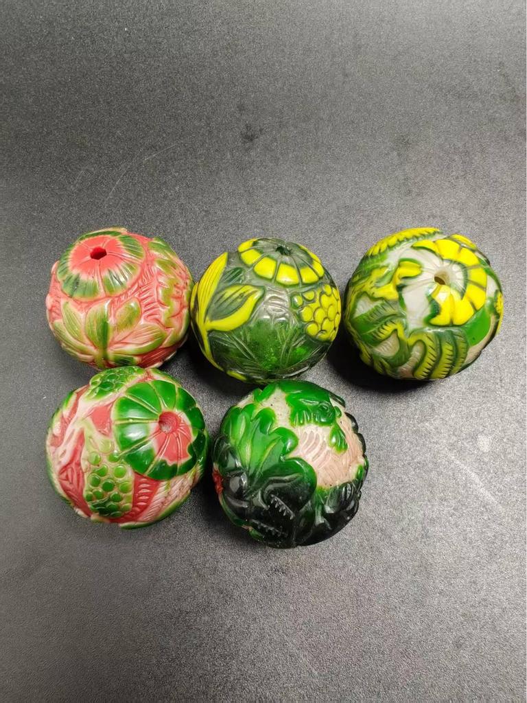 Antique Hand-Carved Multi-Layer Hollow Lampwork Glass Beads, 2.6cm Diameter, Random Patterns, Loose Beads