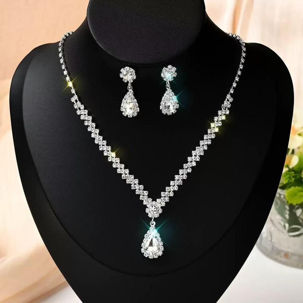 Elegant Cross-continental Bridal Rhinestone Necklace & Earring Set