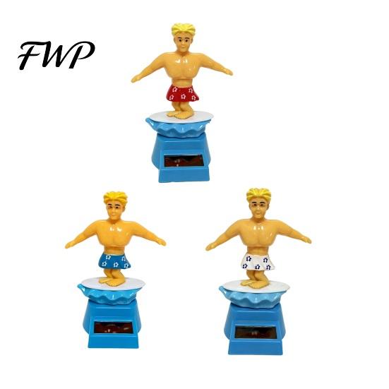 Dynamiczna ozdoba do samochodu Chłopiec Surfer Solarna Kiwająca Zabawka, Kreskówkowy Bobblehead dla Czerwono-Niebieskiej Figurki Deska Rozdzielcza, Samochodowa Huśtająca się Potrząsana Figurka Biuro