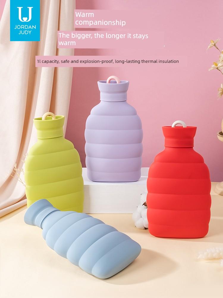 Japanese-Style Hot Compress Special Hot Water Bag for Filling with Water, Suitable for Neck Heating, Small Size for Use in Bed, Also Suitable for