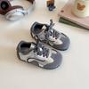 Children's shoes 2025 spring and autumn new boys' fashion versatile board shoes girls' sports shoes medium and small children's trendy German trainin