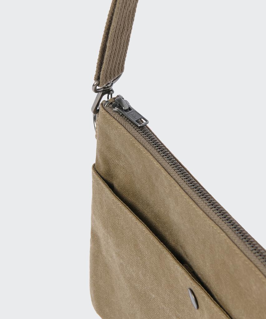 Musinsa Standard Washed Canvas Sacoche [Khaki Brown]