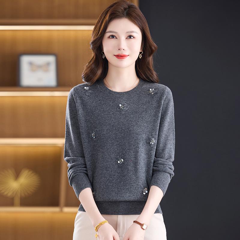 100% Pure Wool Women's Embroidered Round Neck Knitted Sweater - Autumn/Winter Fashion, Loose Fit, Plus Size