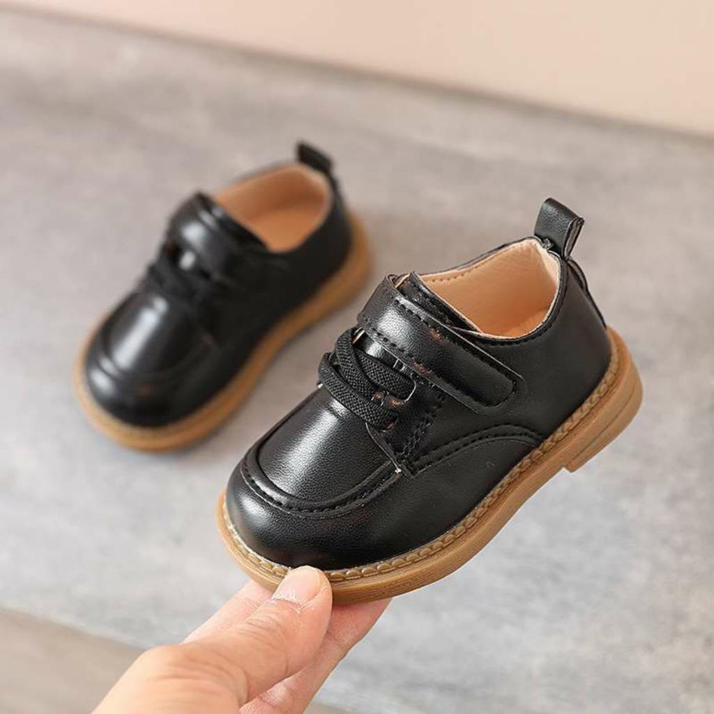 Klassische Leder Oxford Schuhe für Kinder zum Hineinschlüpfen, lässige Anzugschuhe mit verstellbarem Riemen und robuster Sohle für Kleinkinder und Kinder