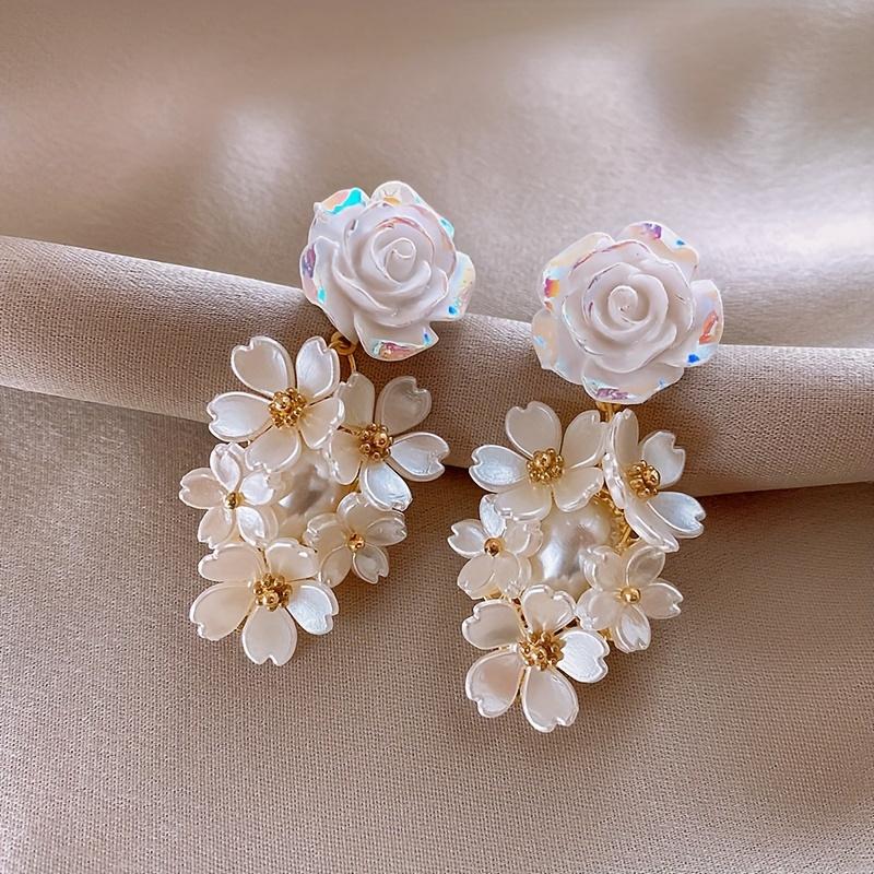 

French Gentle Wind Flower Drop Earrings for Women Delicate and Elegant Temperament Holiday Accessories