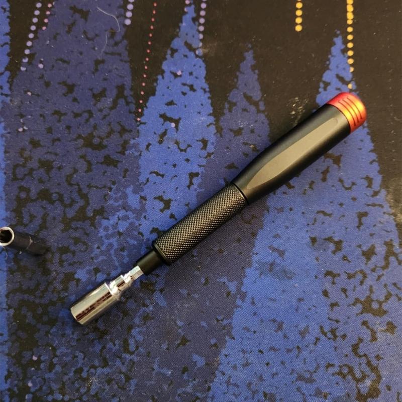 Praktischer Bit-Adapter 4 Mm Auf 6,35 Mm – Magnet Produktbild-Vorschau 3