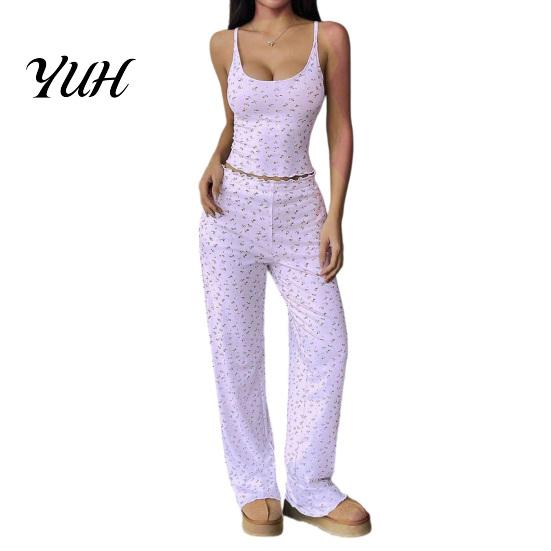 Cute Summer Pajamas with Thin Straps Women Set Floral Print, Sleeveless U Neck Lightweight Sleep Sets for Vacation Camisole And Pants, Sexy