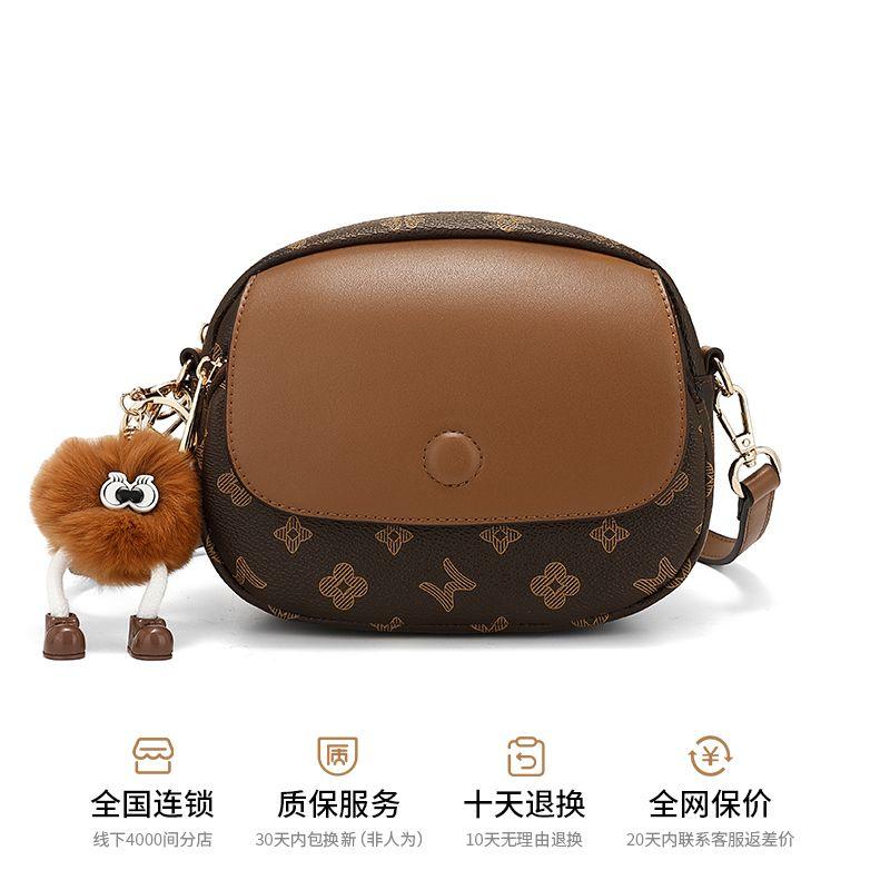 

Scarecrow Leather Women s Bag 2025 New Arrival Fashion Commuter Small Bag Niche Style Women s Cross-Body Bag Cowhide Leather Single-Shoulder Bag B- dark brown