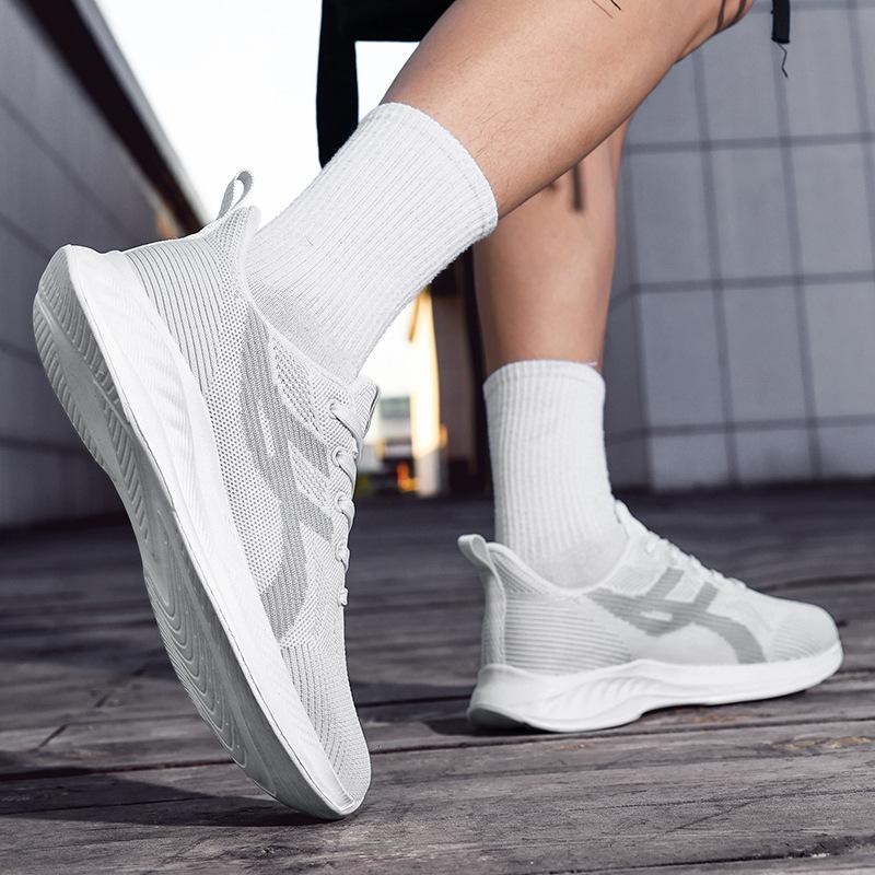 New comfortable soft-soled ultra-light shock-absorbing sports and leisure shoes, high-quality non-slip and wear-resistant running tide shoes