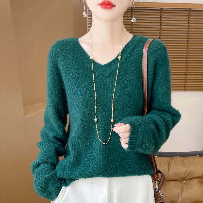 2024 Autumn/Winter Pure Wool V-Neck Loose Fit Women's Sweater with Hollow Diamond Cable Knit Design