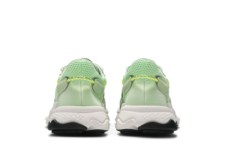 Men's Sneakers adidas Ozweego Glow Green Glow Green/Core Black/Solar Yellow