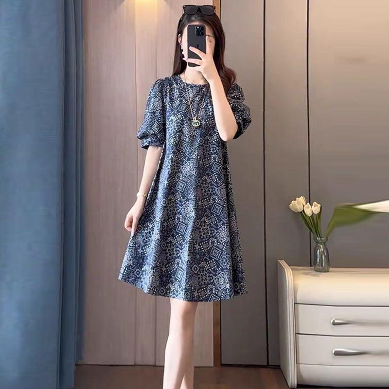 

European Style Floral Mid-Length Summer Dress - Women s Short-Sleeved, Chic, Concealing Design S 43-48 kg