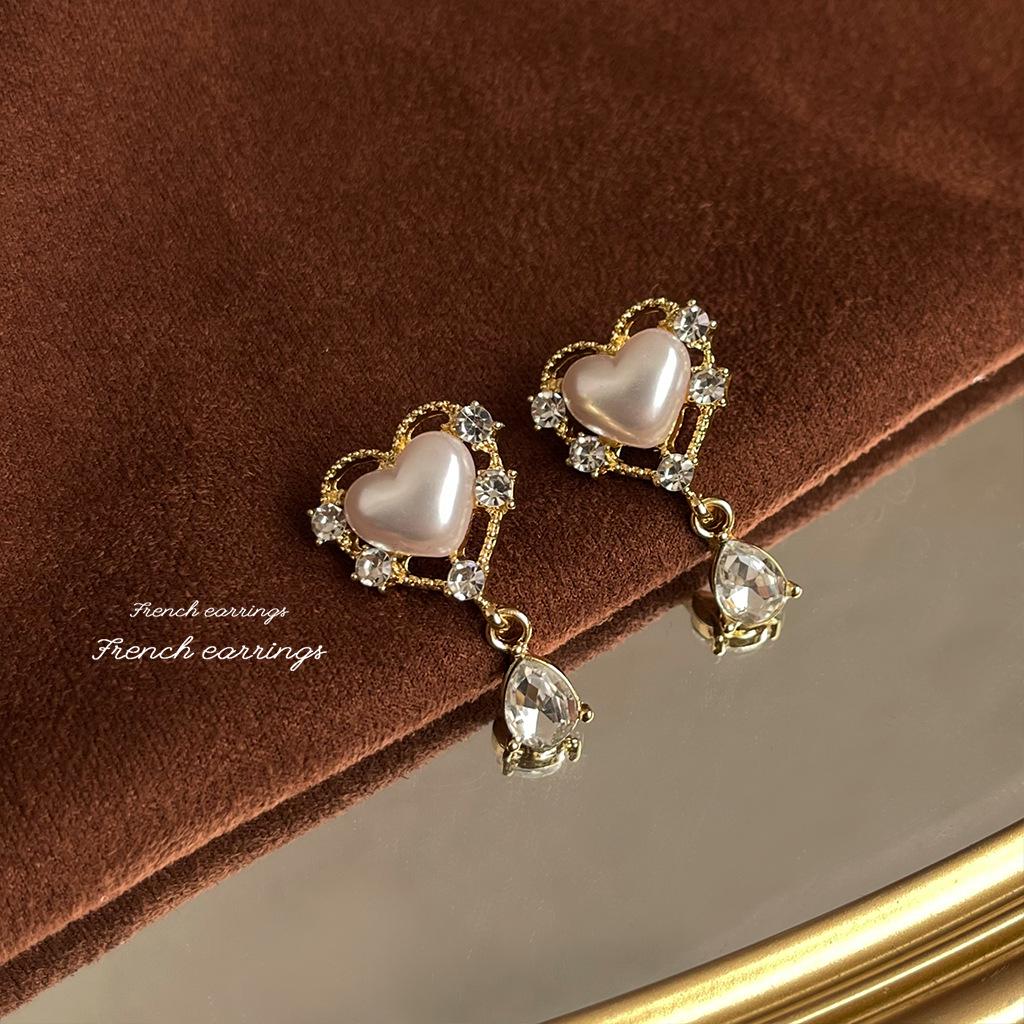 Chinese-Inspired Elegant 925 Silver Stud Earrings with Exaggerated Design