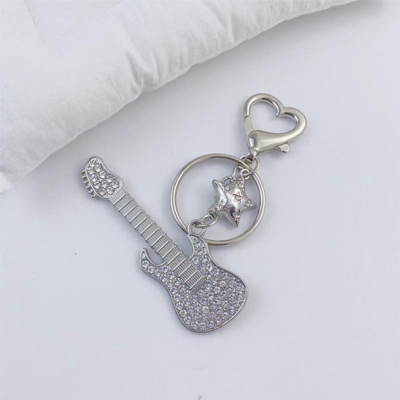 Elegant Full Rhinestones Metal Guitar Keychain Star Charm Keyring Pendant for Music Lovers and Fashion Enthusiasts