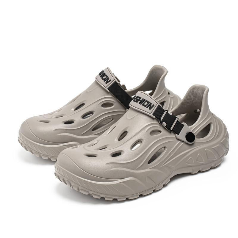 

Men s summer hollow breathable wear-resistant hole shoes stepping on shit bag head slippers outdoor beach leisure cool slippers 45
