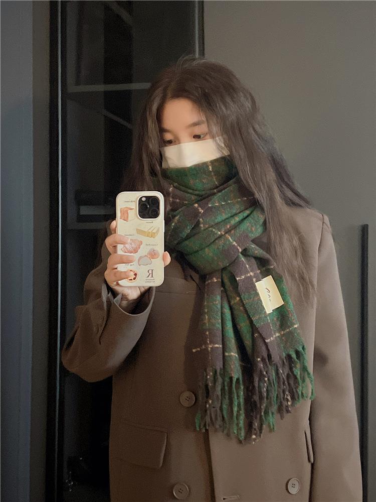 Cozy Retro-Style Unisex Cashmere Imitation Scarf – Warm Korean-Inspired Shawl for Autumn and Winter