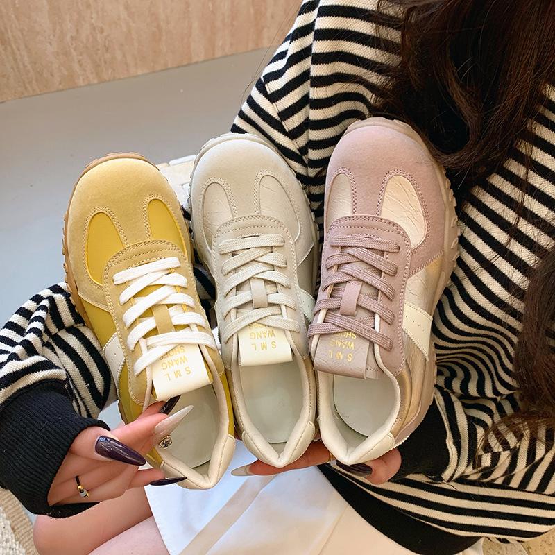 Internet Celebrity Super Fire European Station Women's Shoes 2025 Spring New Imitation Leather High Sense Moral Training Shoes Light Flat Casual Shoes