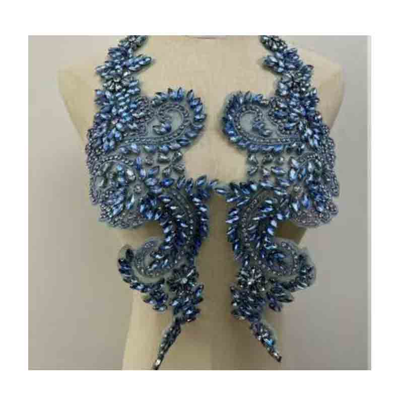 Designer's 3D Lace Floral Crystal Patch Hot-Fix Glass Applique for Tight Dress with Loose Rhinestones
