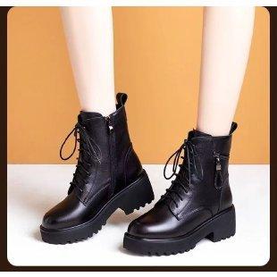 2026 new thick-soled thick-heeled Martin boots lace-up velvet non-slip British style short boots women's versatile soft leather cotton boots