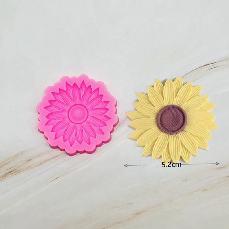 Sunflower Shape Flower Craft Silicone Mold Epoxy Car Air Outlet Mold Resin Casting Pendant Mold Suitable for Diy Crafts